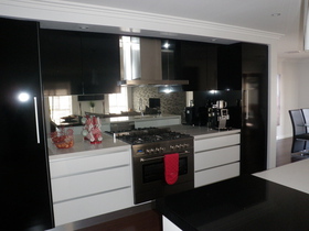 Jackson Glass and Aluminium - Splashbacks